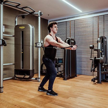 Sls Buenos Aires Puerto Madero Ξενοδοχείο Εξωτερικό φωτογραφία Bodyweight tricep extension