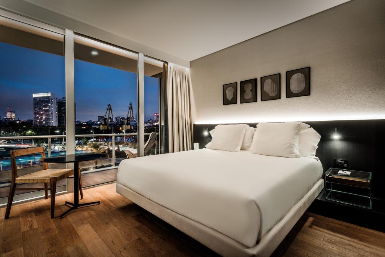 Sls Buenos Aires Puerto Madero Ξενοδοχείο Εξωτερικό φωτογραφία A bedroom at the London Edition