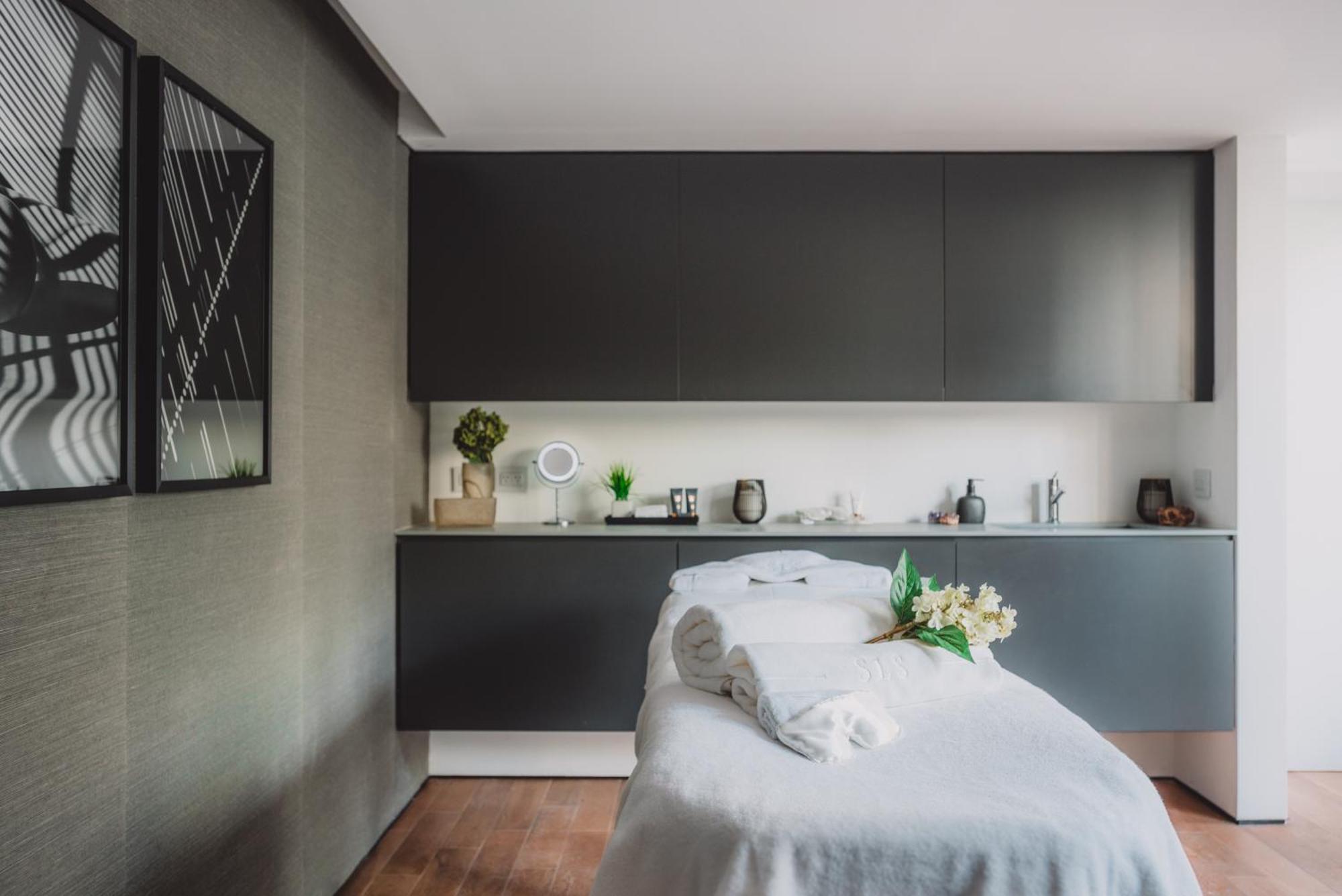 Sls Buenos Aires Puerto Madero Ξενοδοχείο Εξωτερικό φωτογραφία Treatment room at The White Room