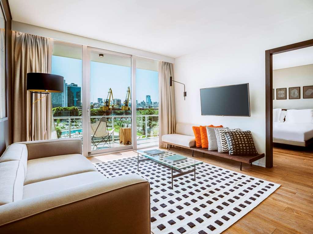 Sls Buenos Aires Puerto Madero Ξενοδοχείο Δωμάτιο φωτογραφία A suite at the hotel